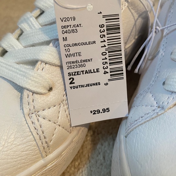 Boys Uniform Low Top Sneakers - Picture 5 of 5